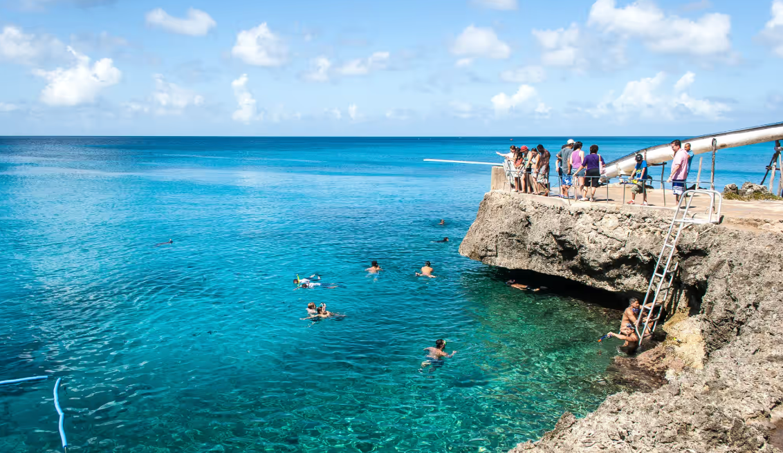 West View / La Piscinita